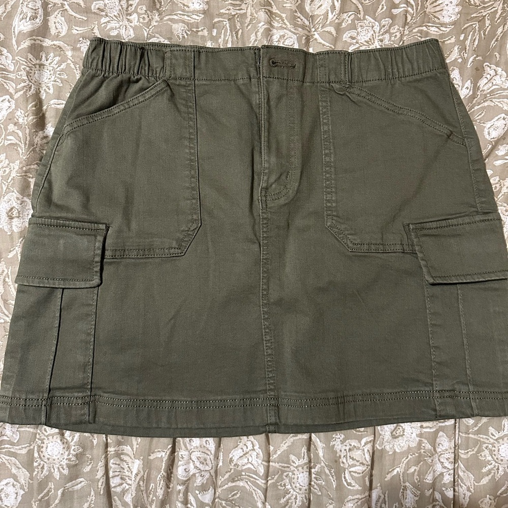 Green skirt size 13